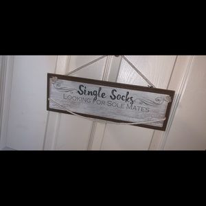 Single sock sign
